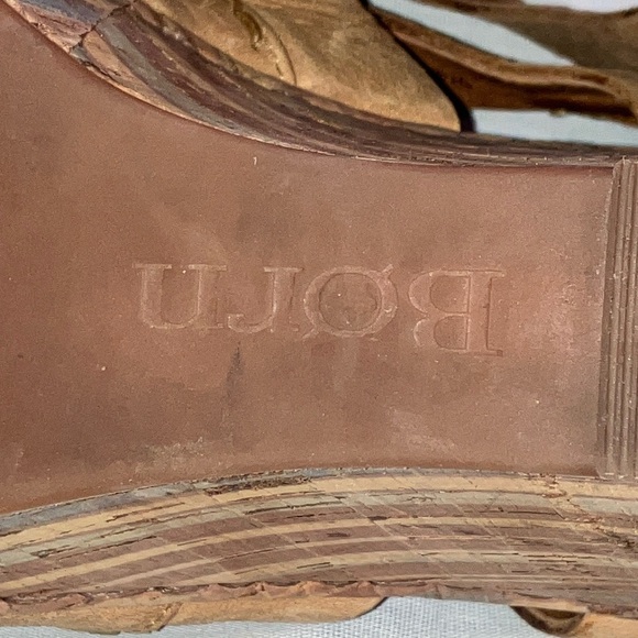 Size 9 (40.5) fits 9-9.5 Born Women's Tan Wedge Sandals - Picture 5 of 16